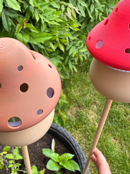 Pilz Gartenstecker | 2er Set | LED Teelicht Deko | Fairy Garden | 3D Druck Gartendeko | Braunkappe | Schwammerl | Fliegenpilz